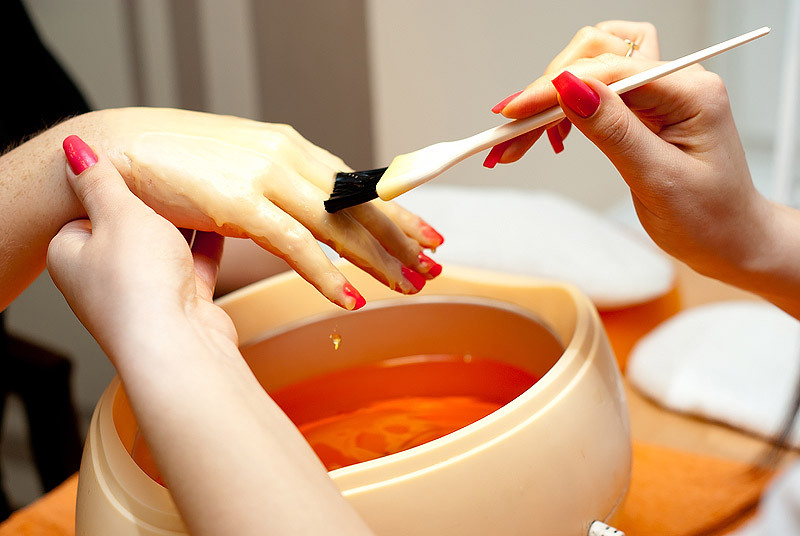 <span style="font-weight: bold;">Spa manicure + gel polish</span>
